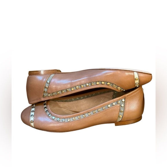 NWOB Antonio Melani Studded Tan Leather Cap Toe Ballet Flats Ladies Size 8.5 - Picture 5 of 10